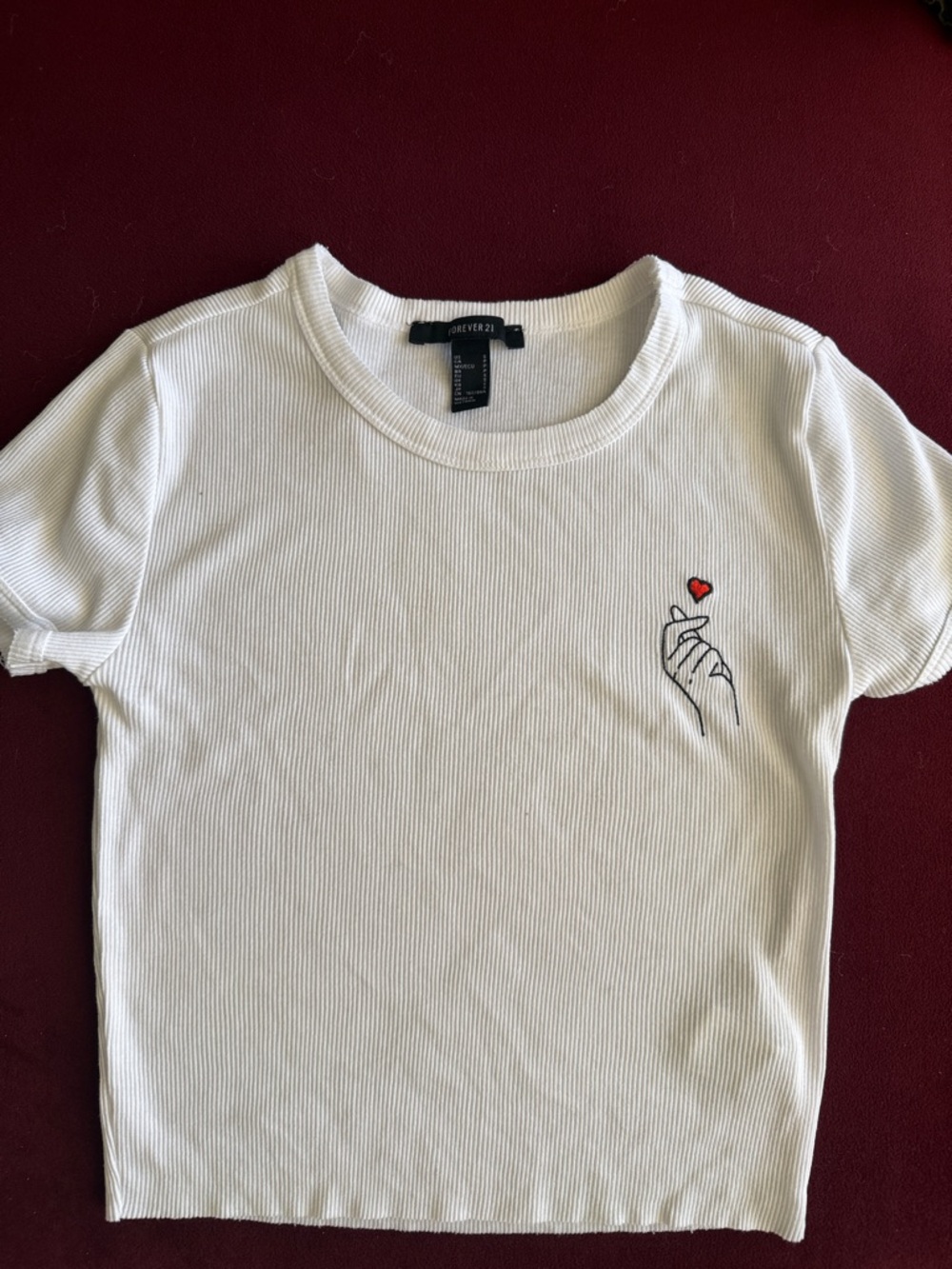 Forever 21 White Ribbed Short Sleeve Tee with Red Heart Hand Embroidery